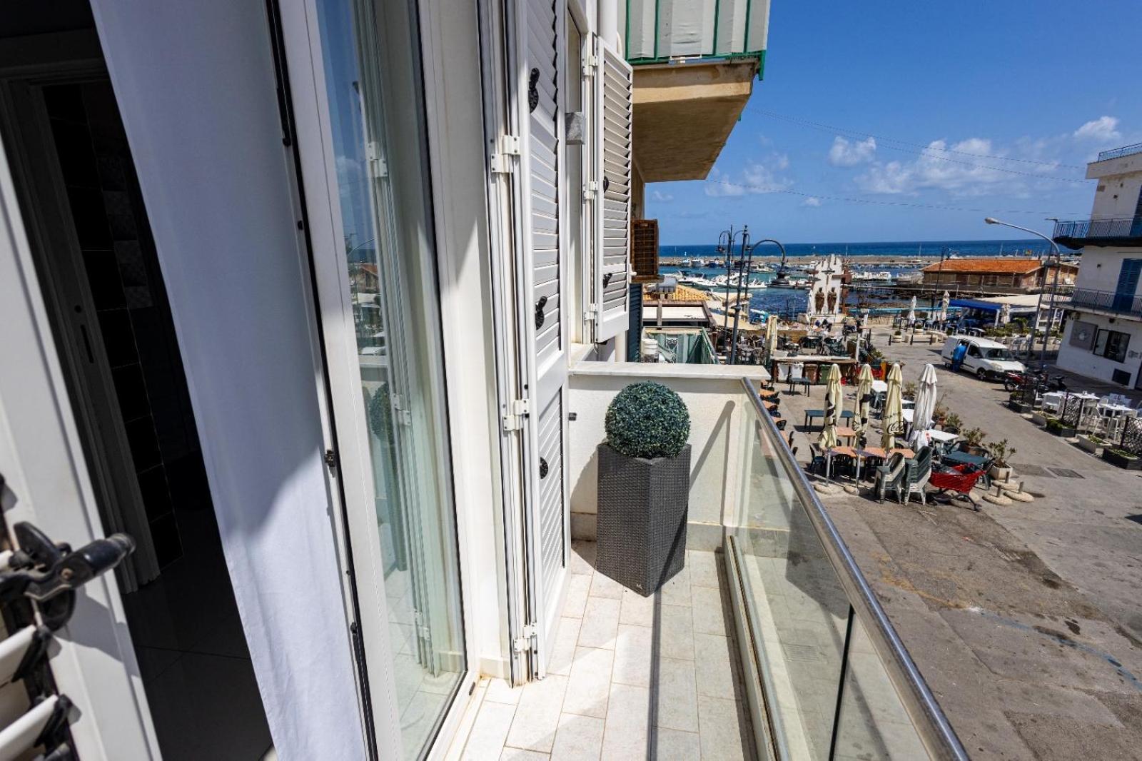 La Piazzetta A Mare Holiday House 스페라카발로 외부 사진